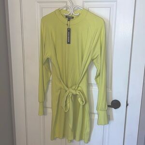 NWT thin sweater dress, size M, lime yellow colour. Very comfortable.